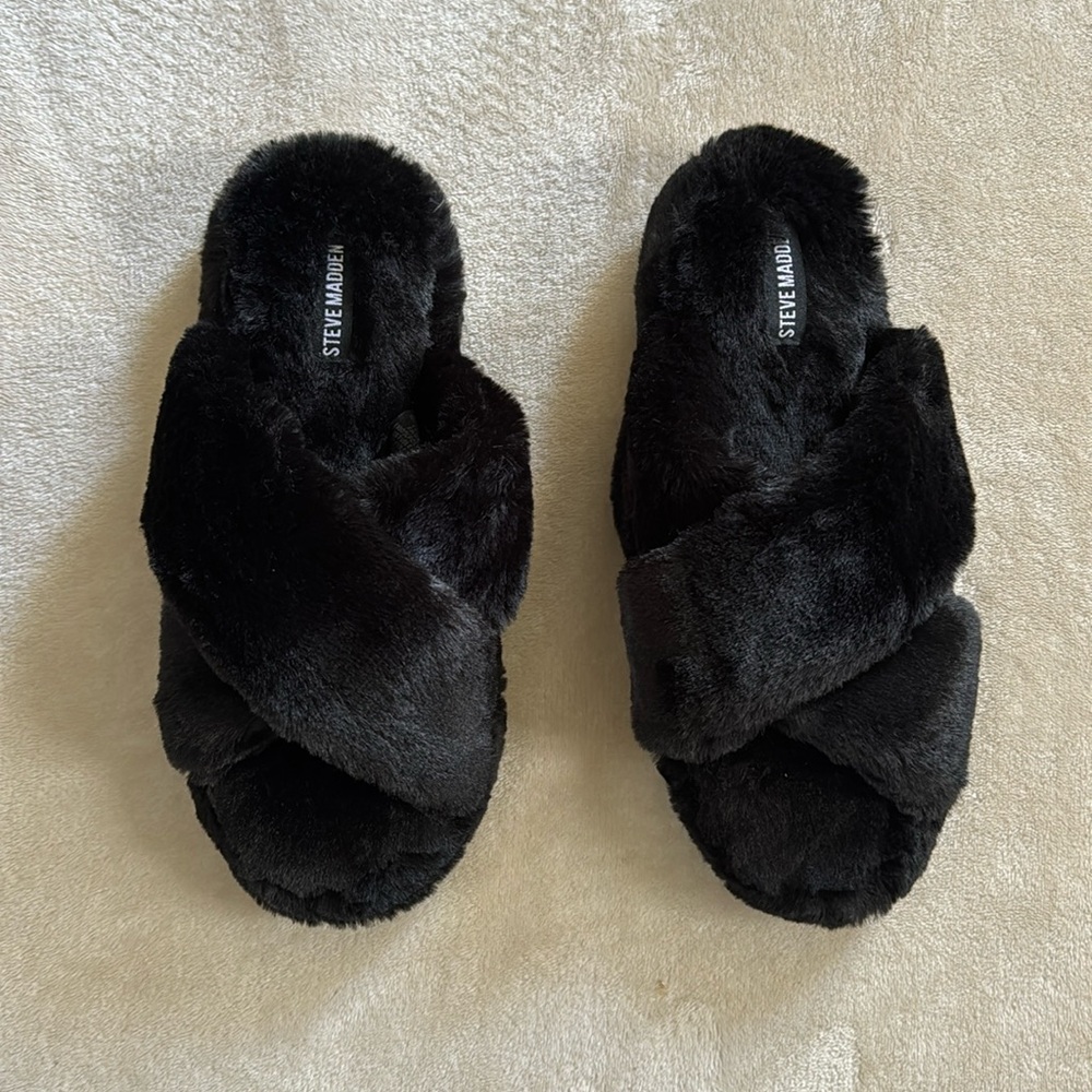 Steve Madden furry house slippers summer